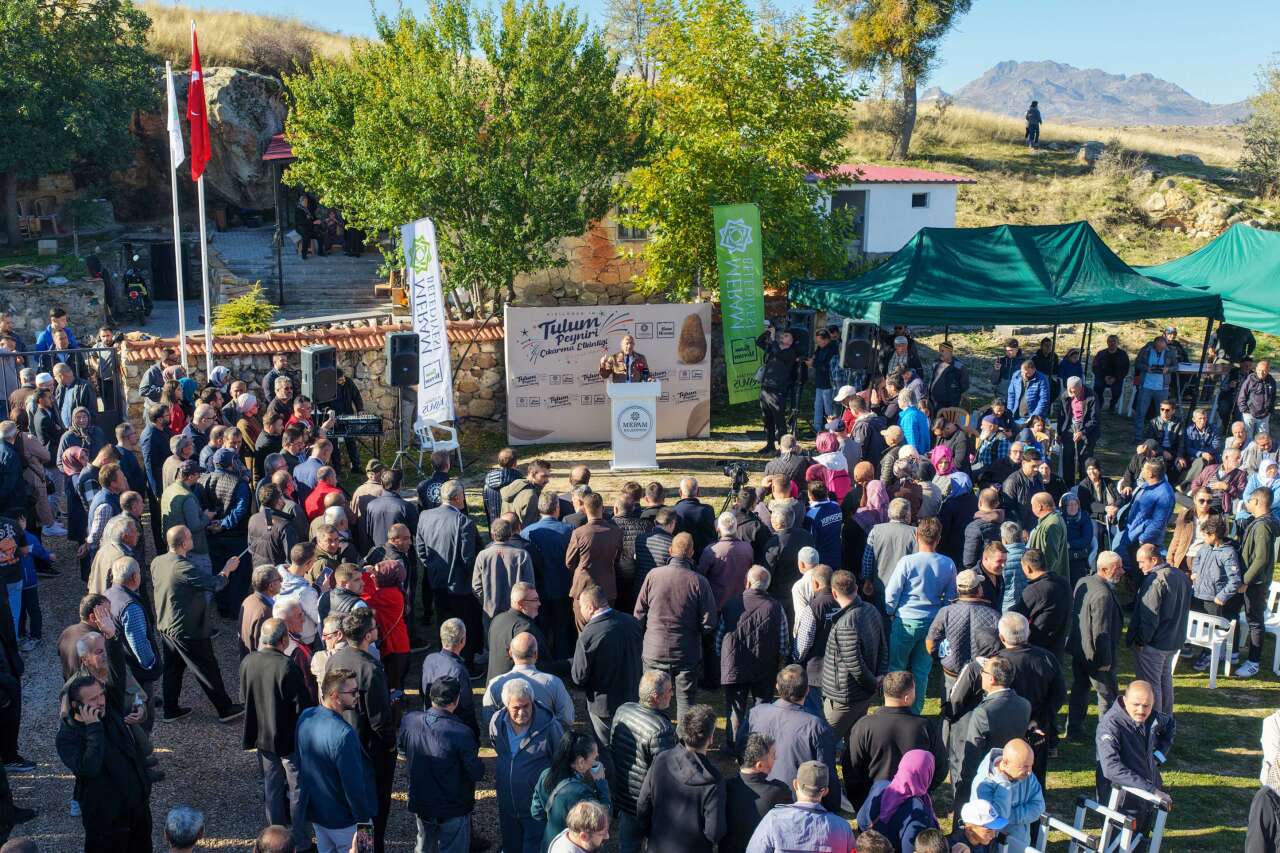 Konya’nın mağaralarında aylarca bekledi! Asırlık lezzet için uzun kuyruklar oluştu 17
